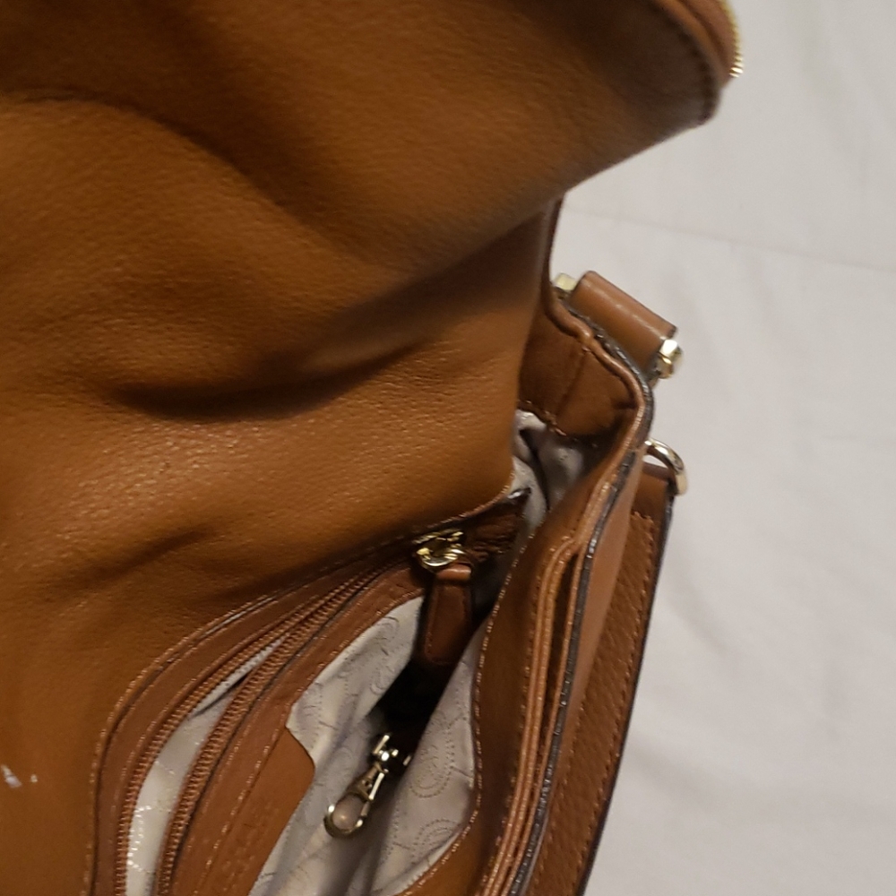 Bag - Picture 2 of 7